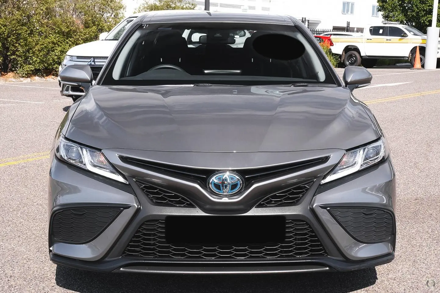 2022 Toyota Camry Gallery Image 2