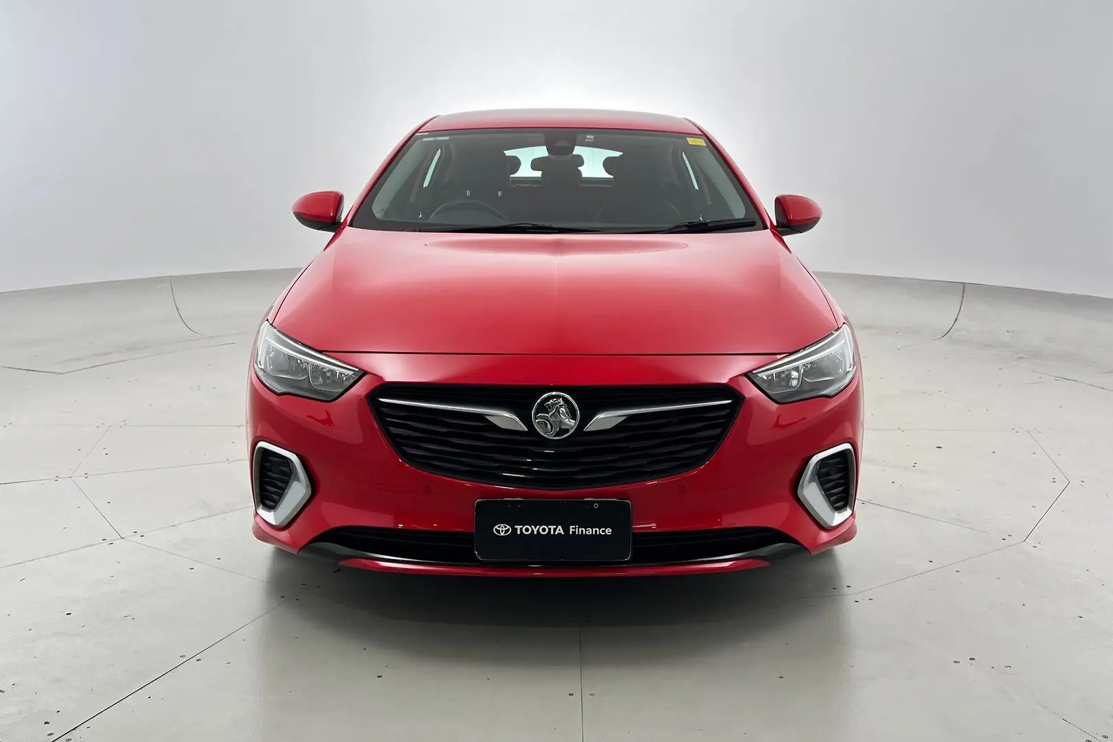 2019 Holden Commodore Gallery Image 10