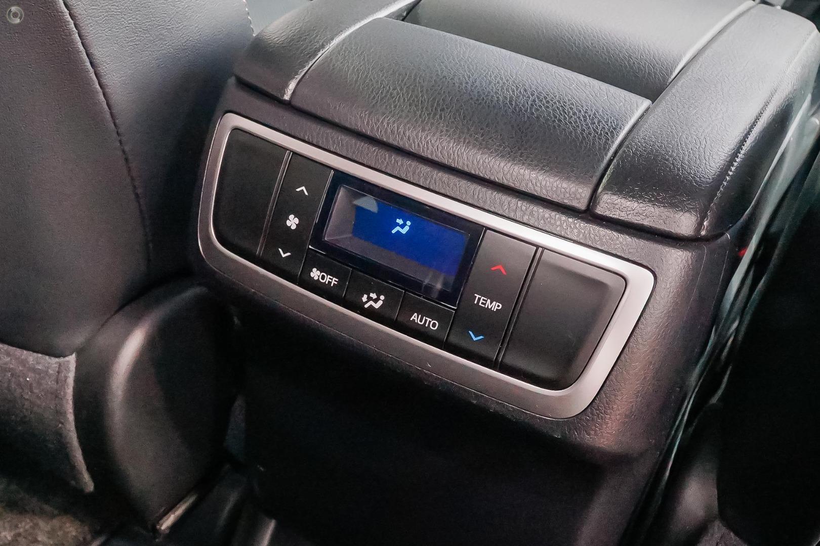 2019 Toyota Kluger Gallery Image 2