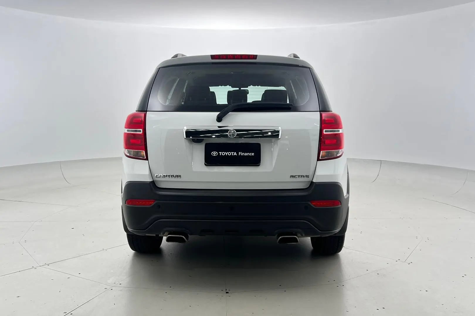 2017 Holden Captiva Gallery Image 4