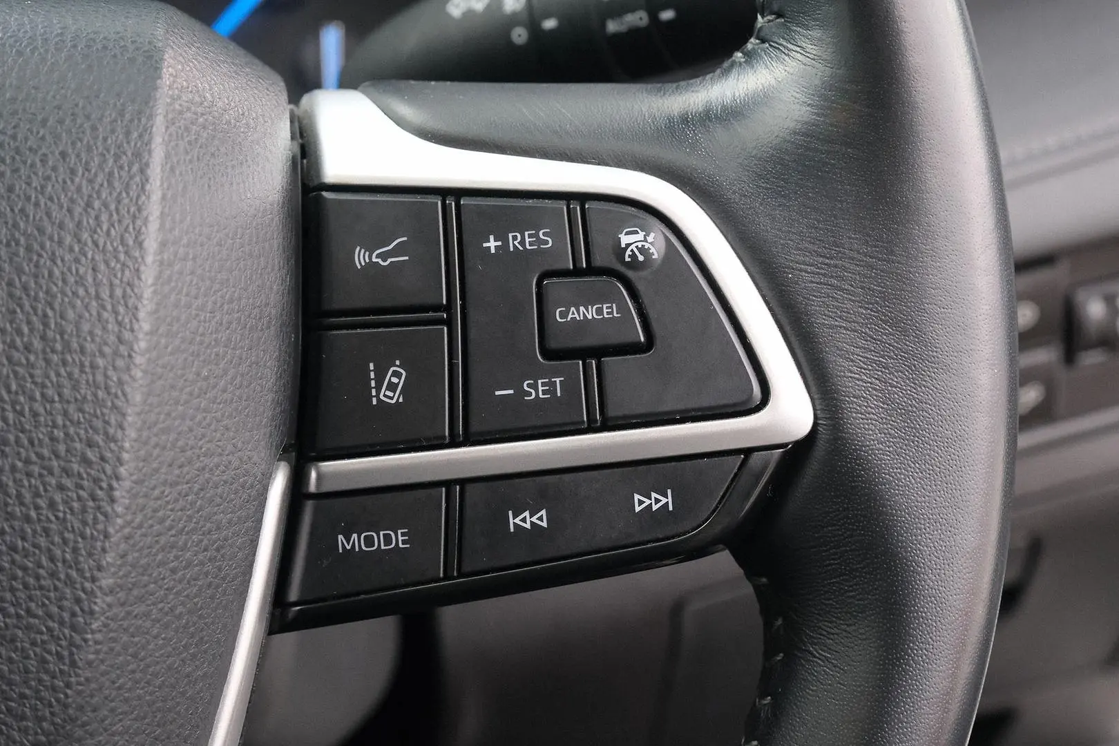 2021 Toyota Kluger Gallery Image 15