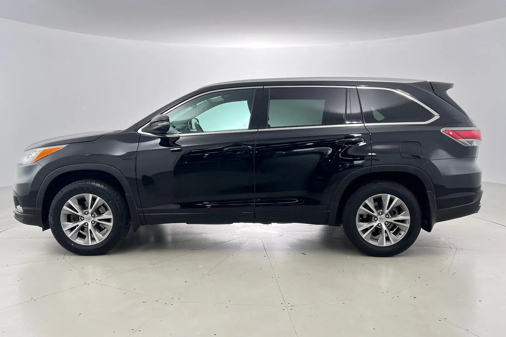 2014 Toyota Kluger Gallery Image 7