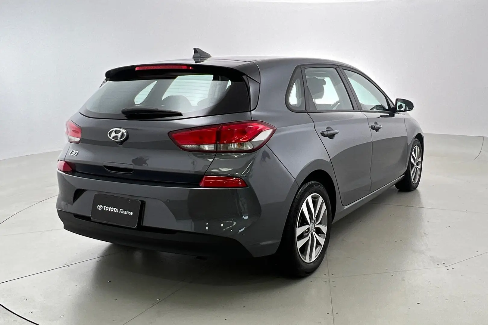2019 Hyundai i30 Gallery Image 5