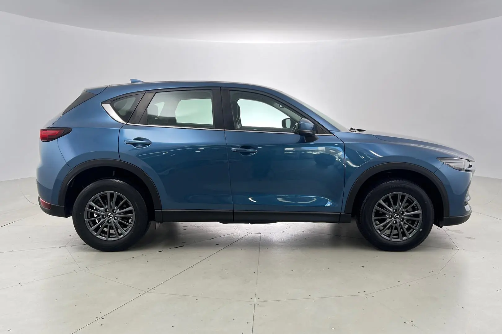 2020 Mazda CX-5 Gallery Image 3
