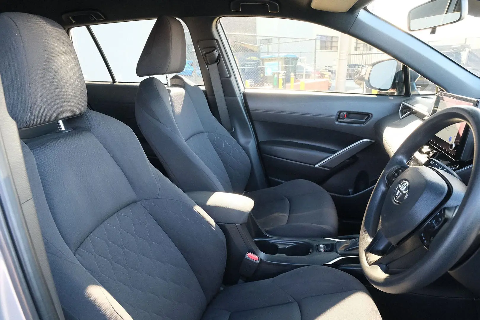 2023 Toyota Corolla Cross Gallery Image 13