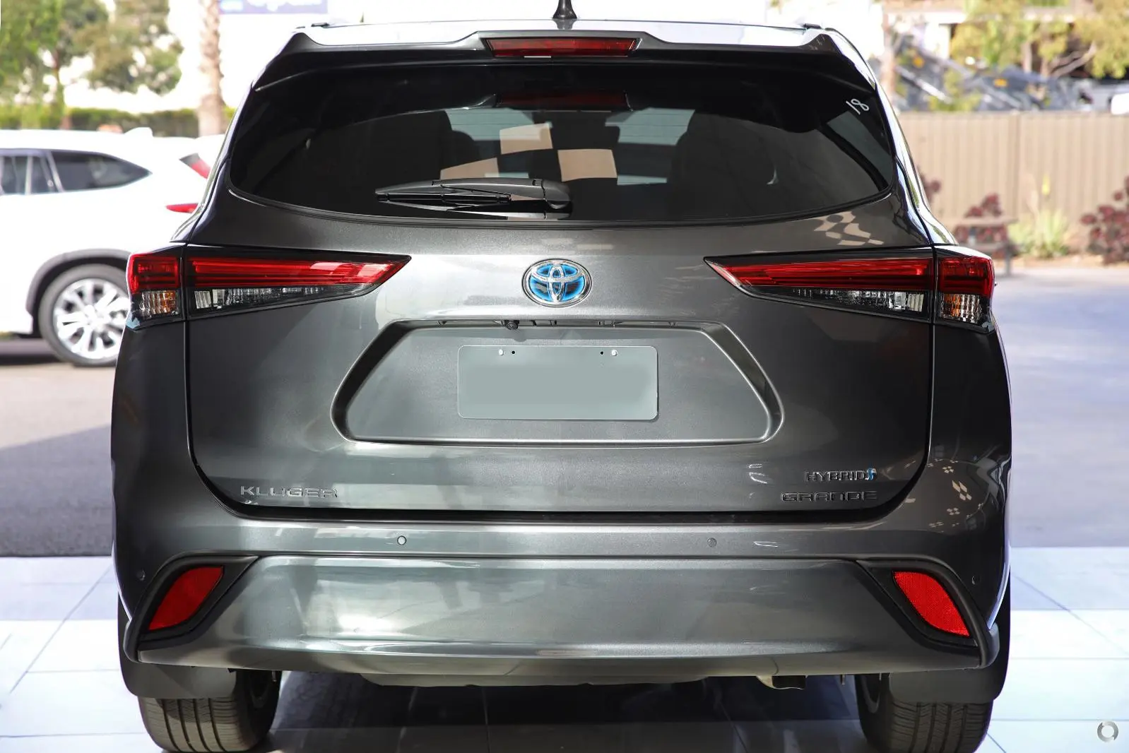 2024 Toyota Kluger Gallery Image 3
