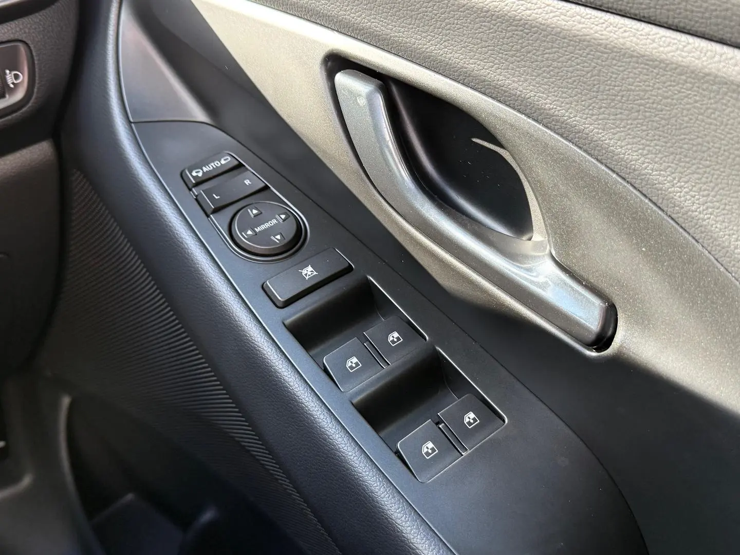 2023 Hyundai i30 Gallery Image 18