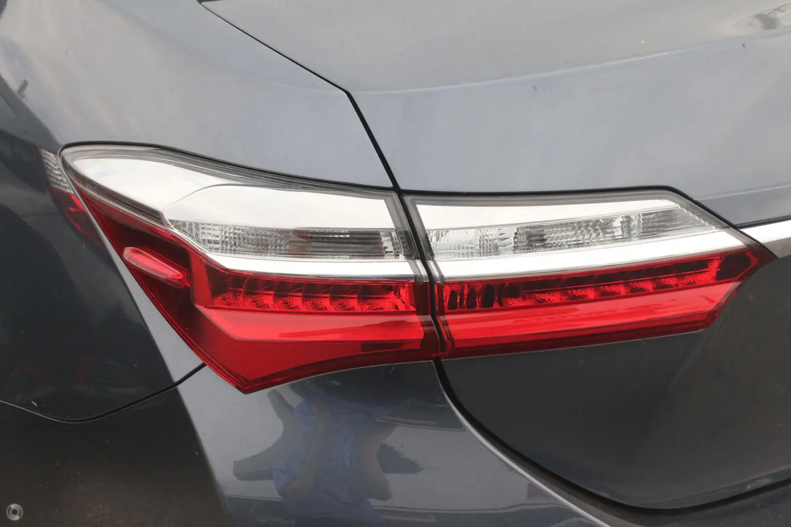 2019 Toyota Corolla Gallery Image 7