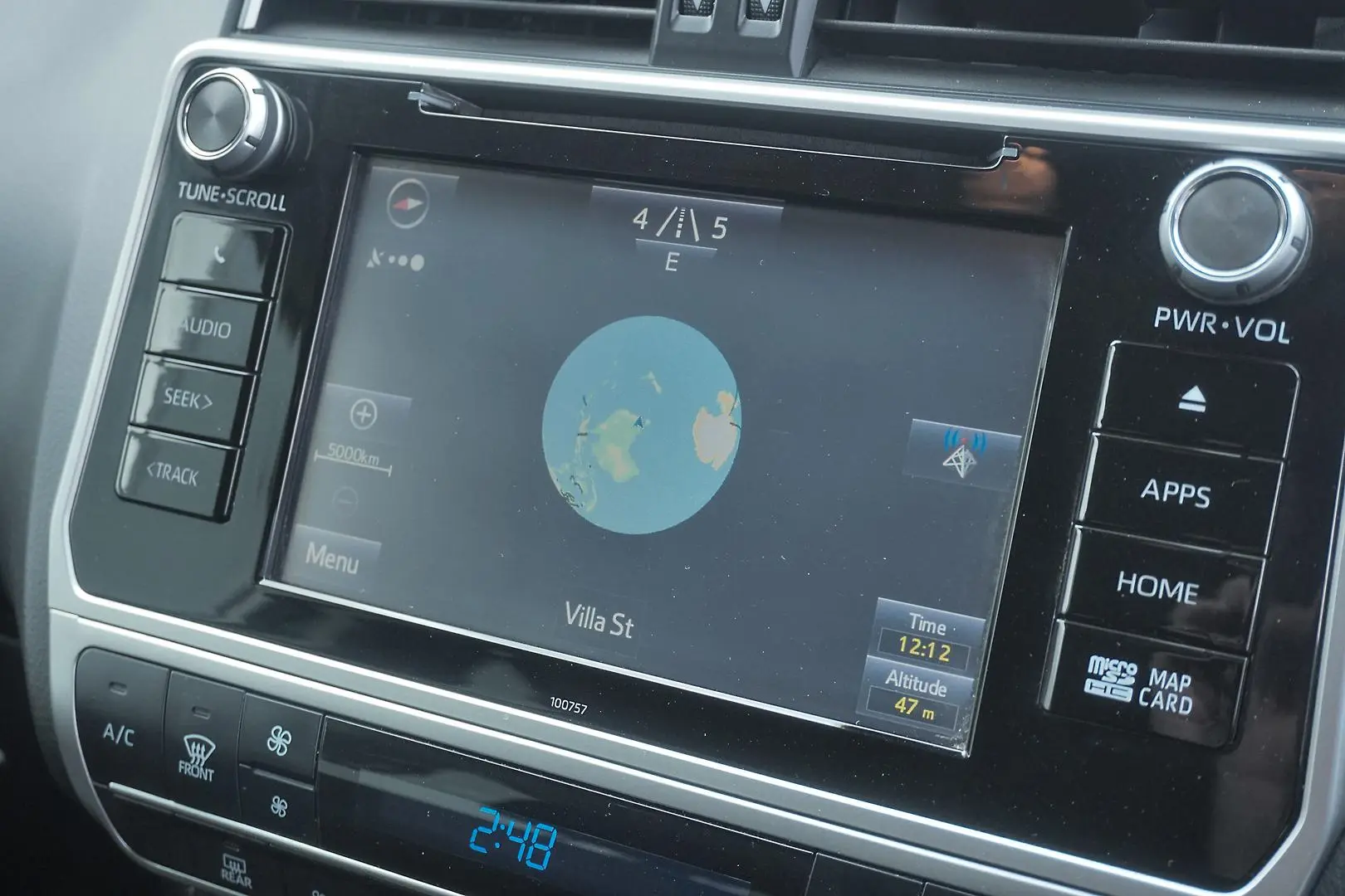 2020 Toyota Landcruiser Prado Gallery Image 11