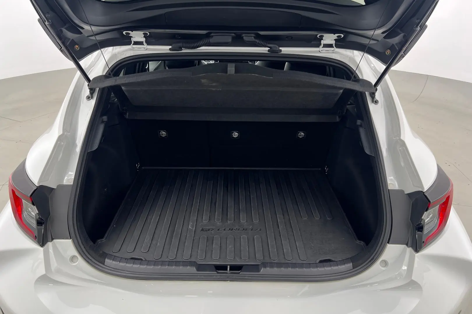 2023 Toyota Corolla Gallery Image 18