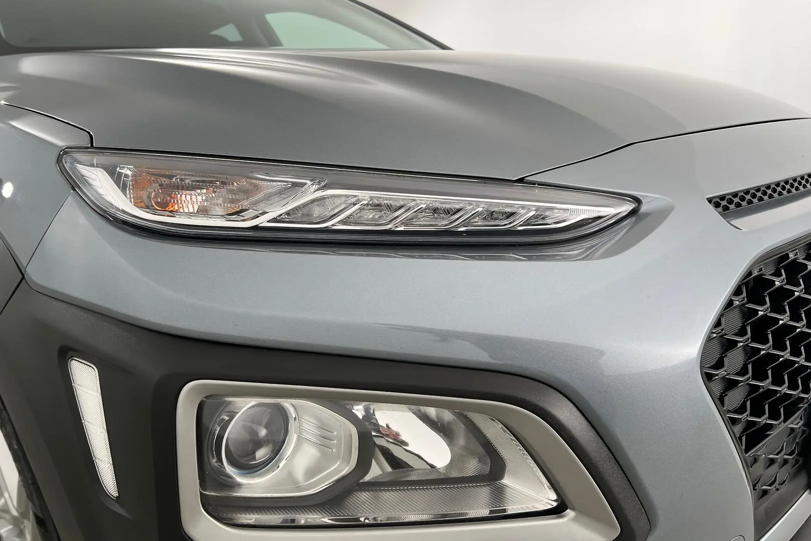 2019 Hyundai Kona Gallery Image 2