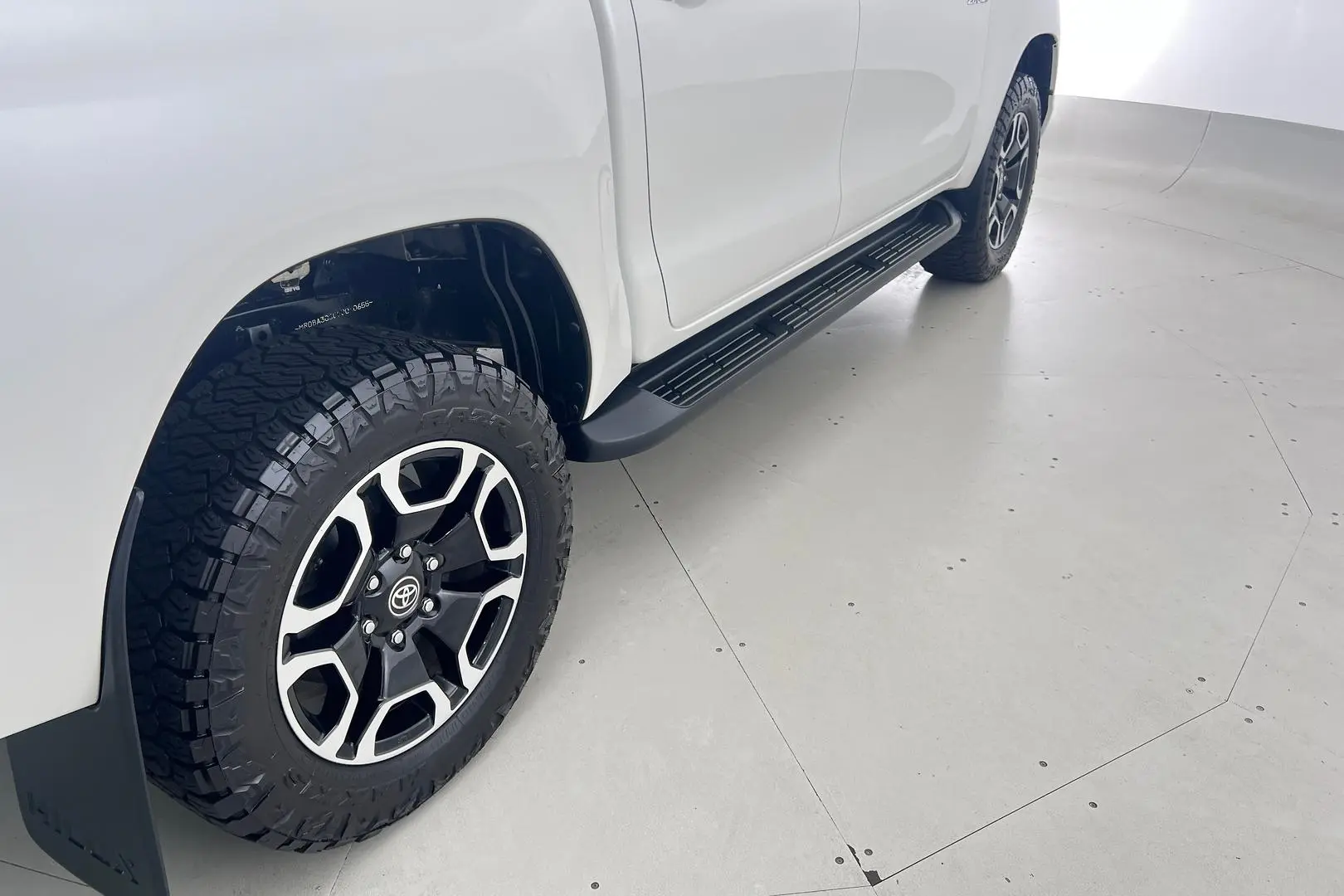 2020 Toyota Hilux Gallery Image 5