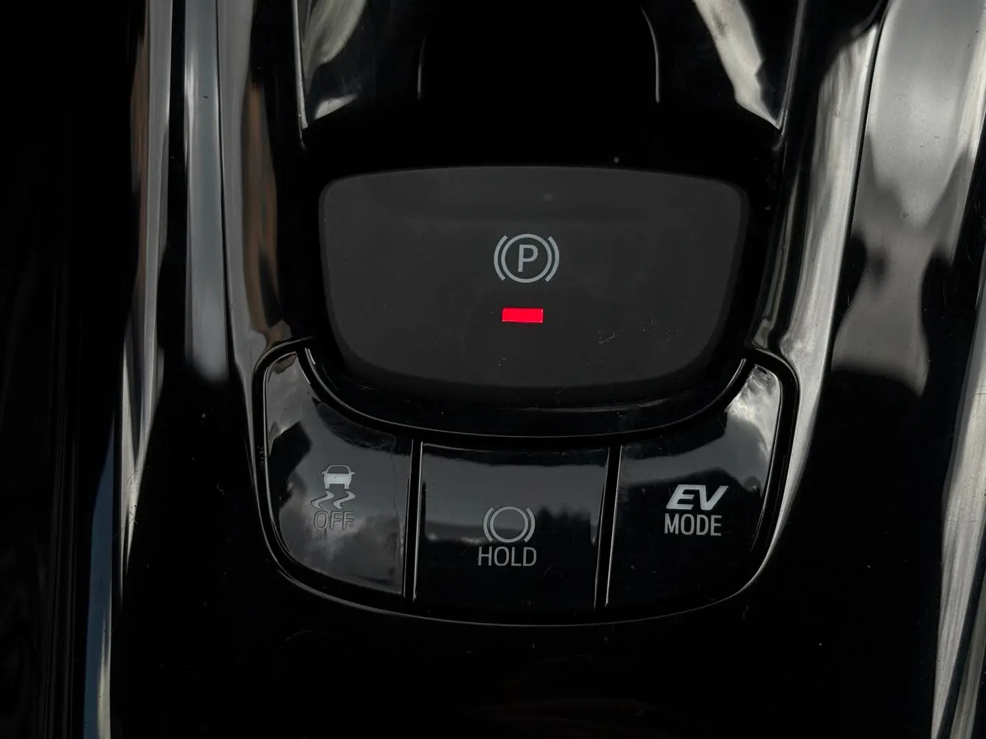 2022 Toyota C-HR Gallery Image 23