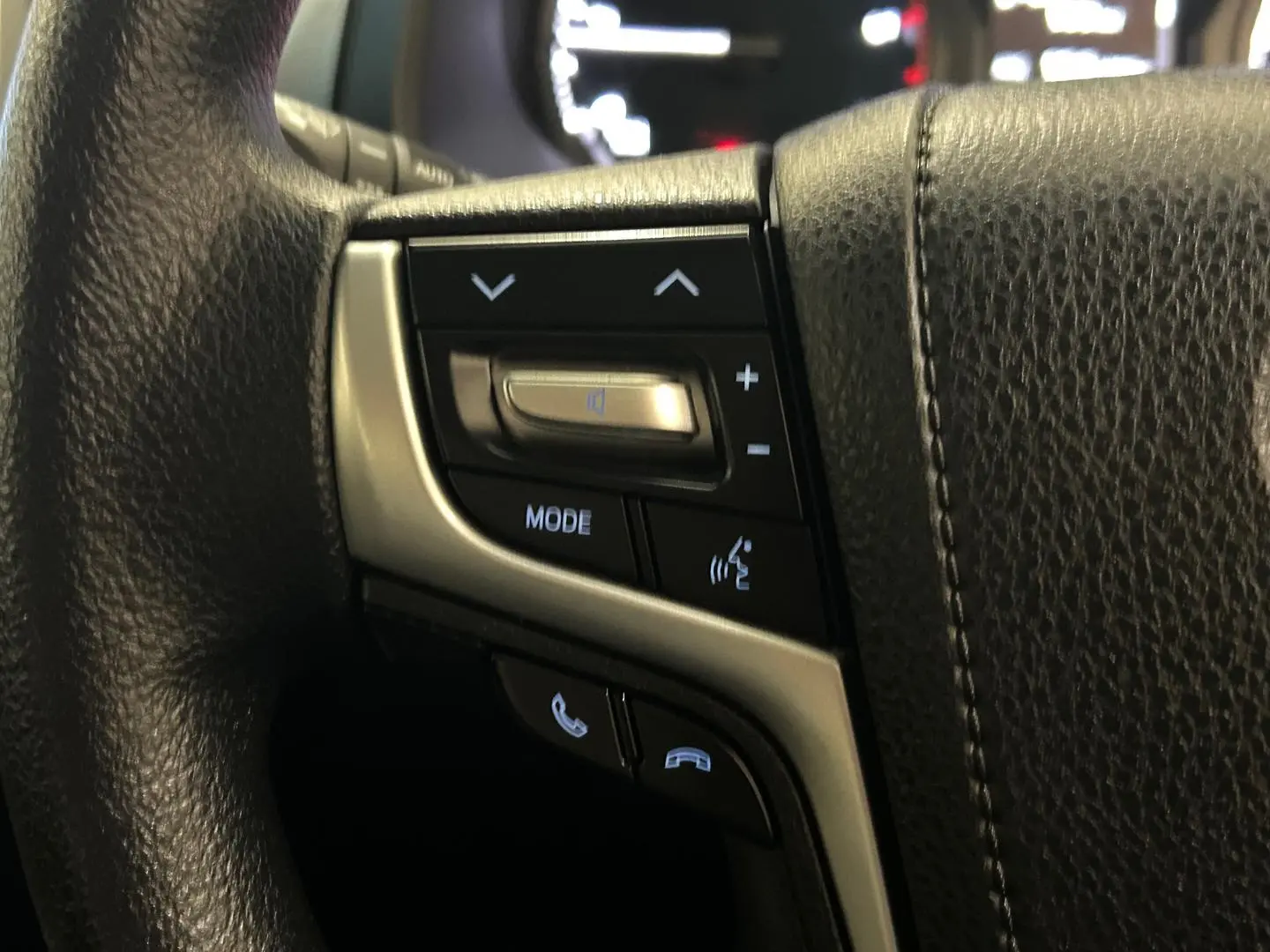 2021 Toyota Landcruiser Prado Gallery Image 25
