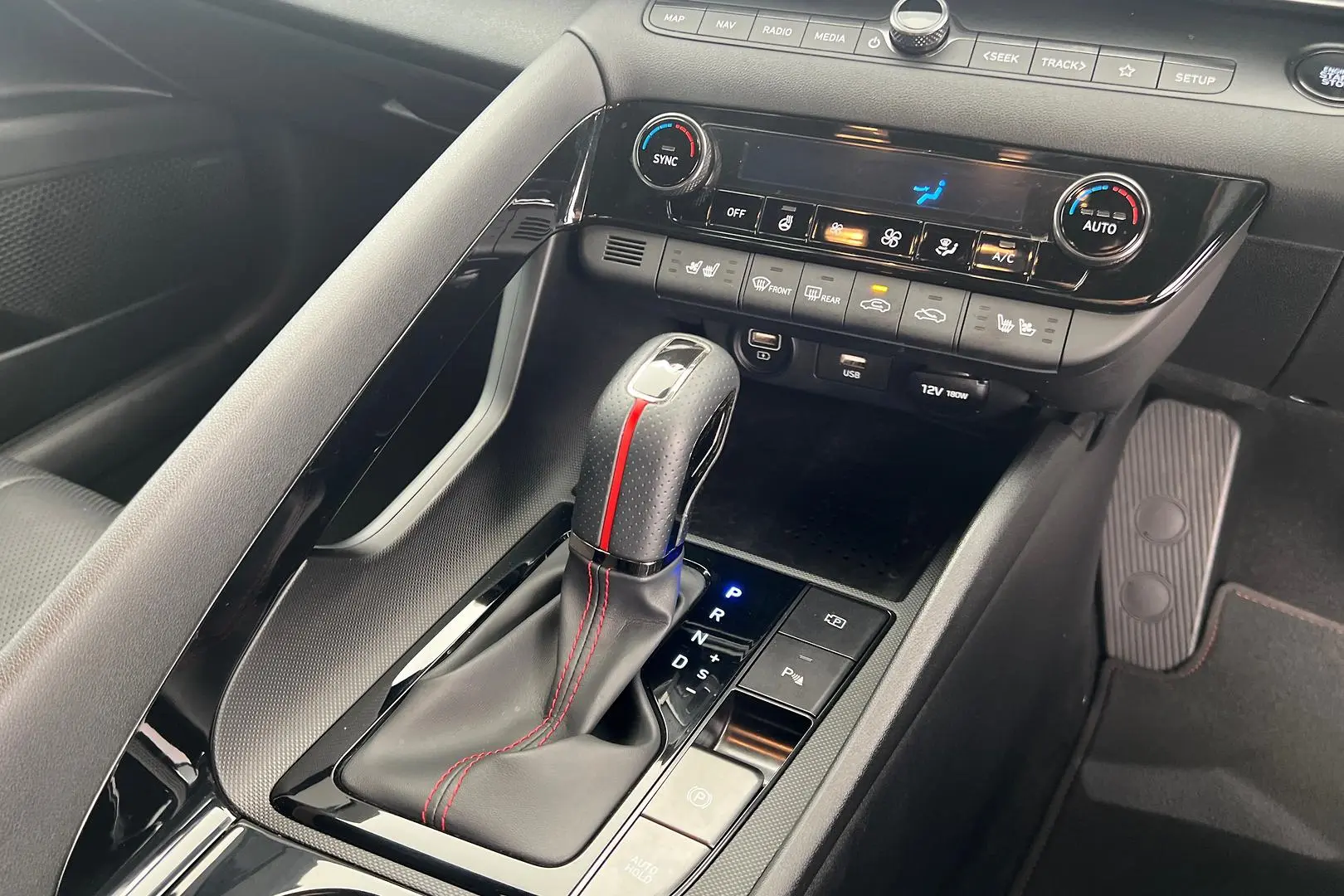 2021 Hyundai i30 Gallery Image 21
