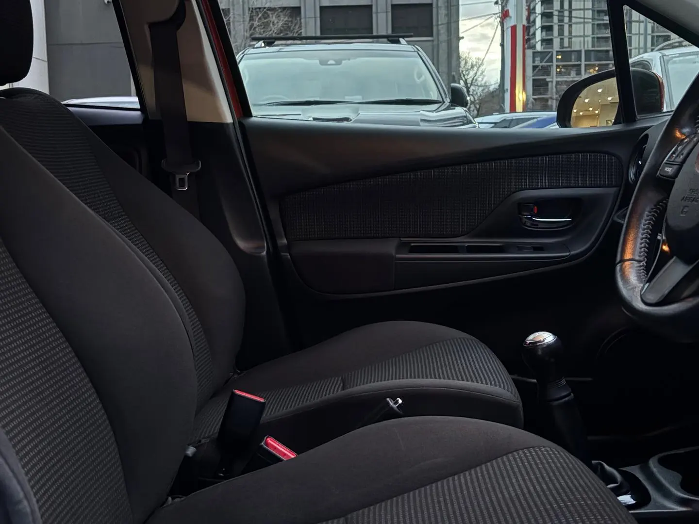2018 Toyota Yaris Gallery Image 11