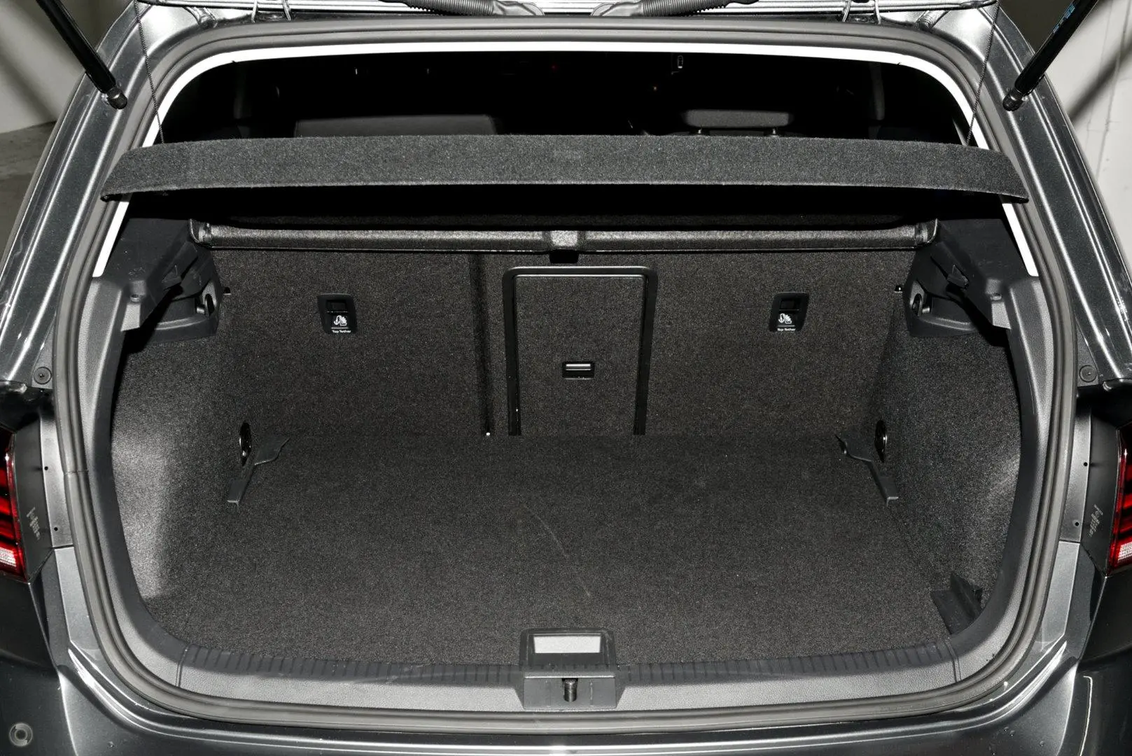 2019 Volkswagen Golf Gallery Image 11