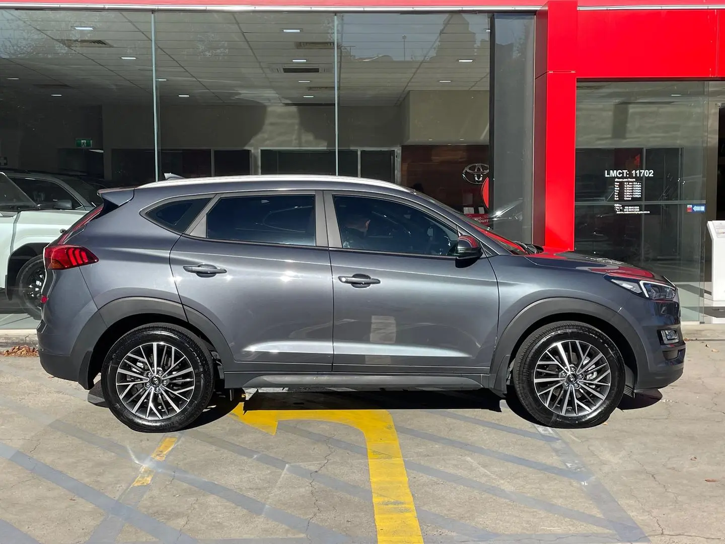2020 Hyundai Tucson Gallery Image 2