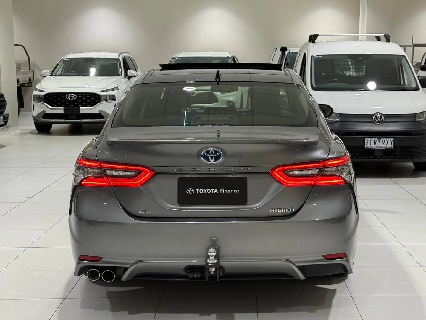 2021 Toyota Camry Gallery Image 9