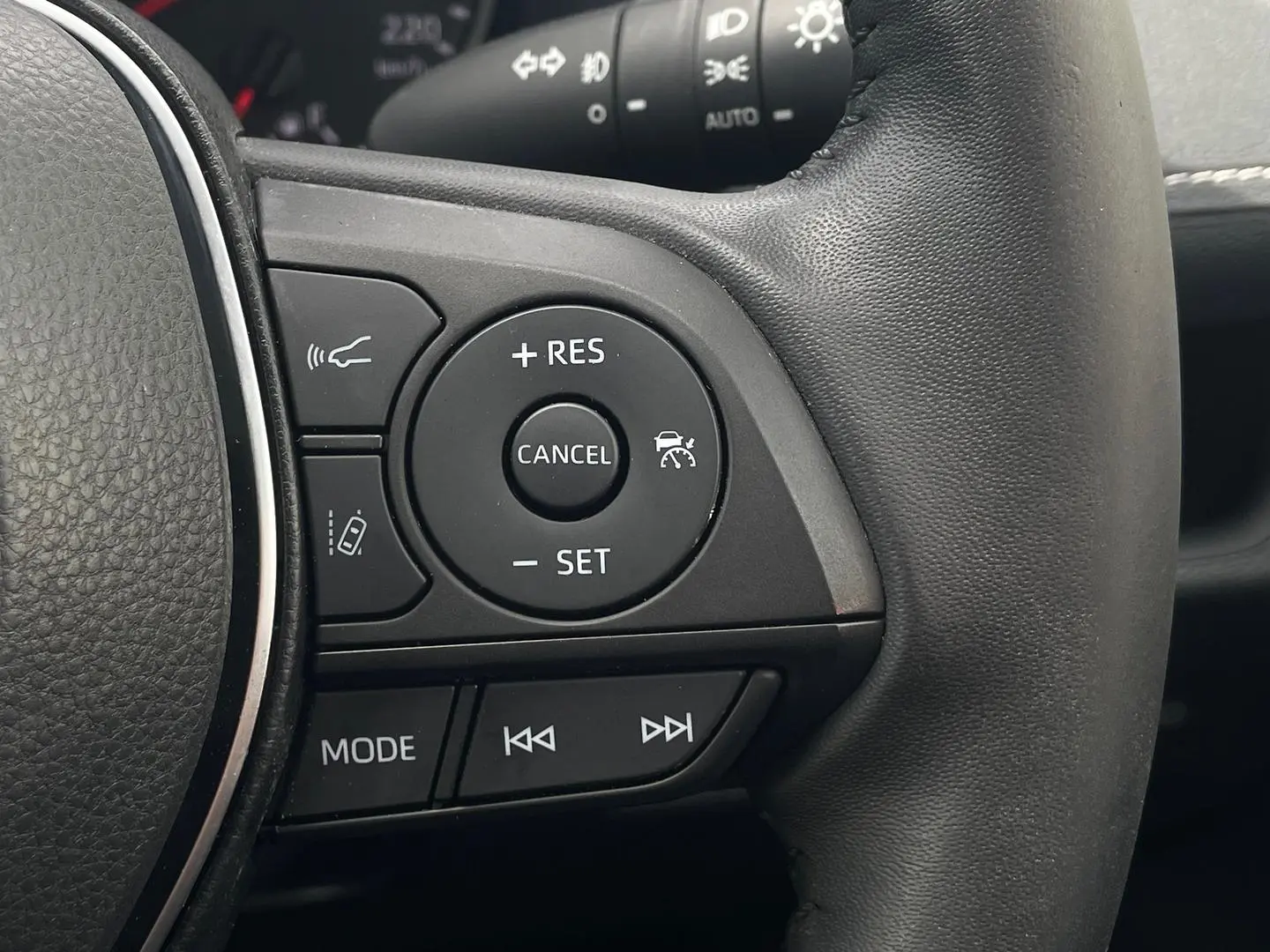 2021 Toyota RAV4 Gallery Image 22