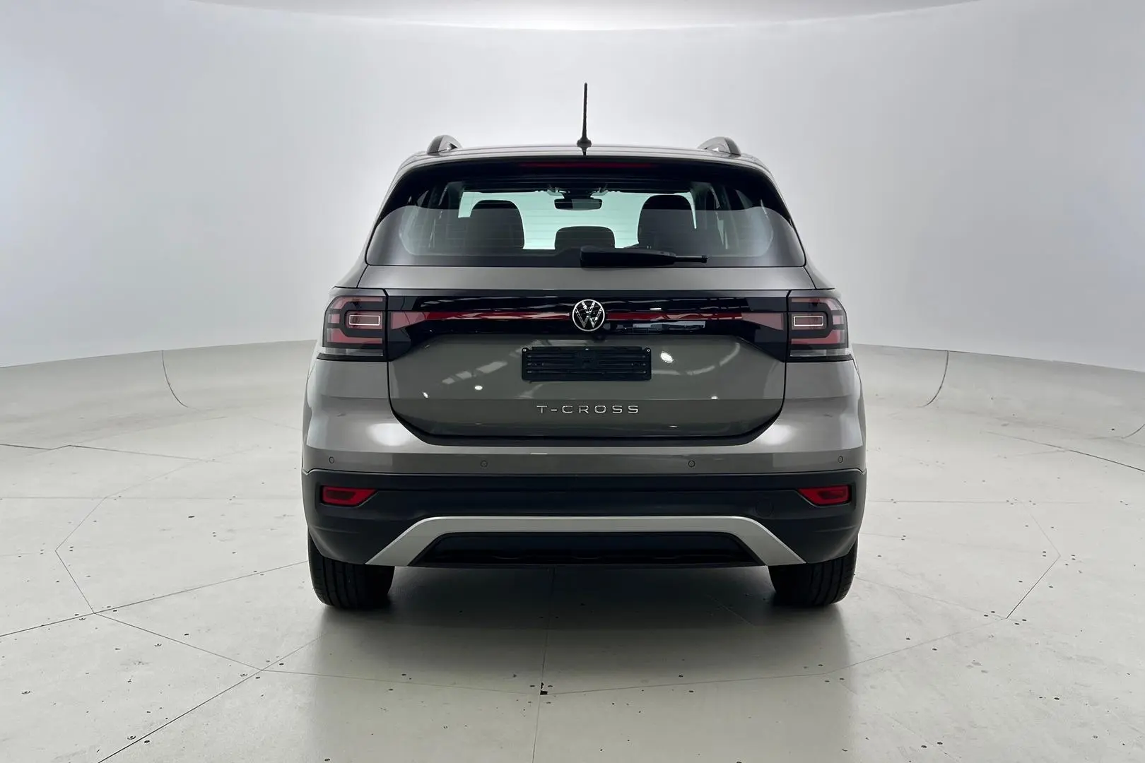 2021 Volkswagen T-Cross Gallery Image 3