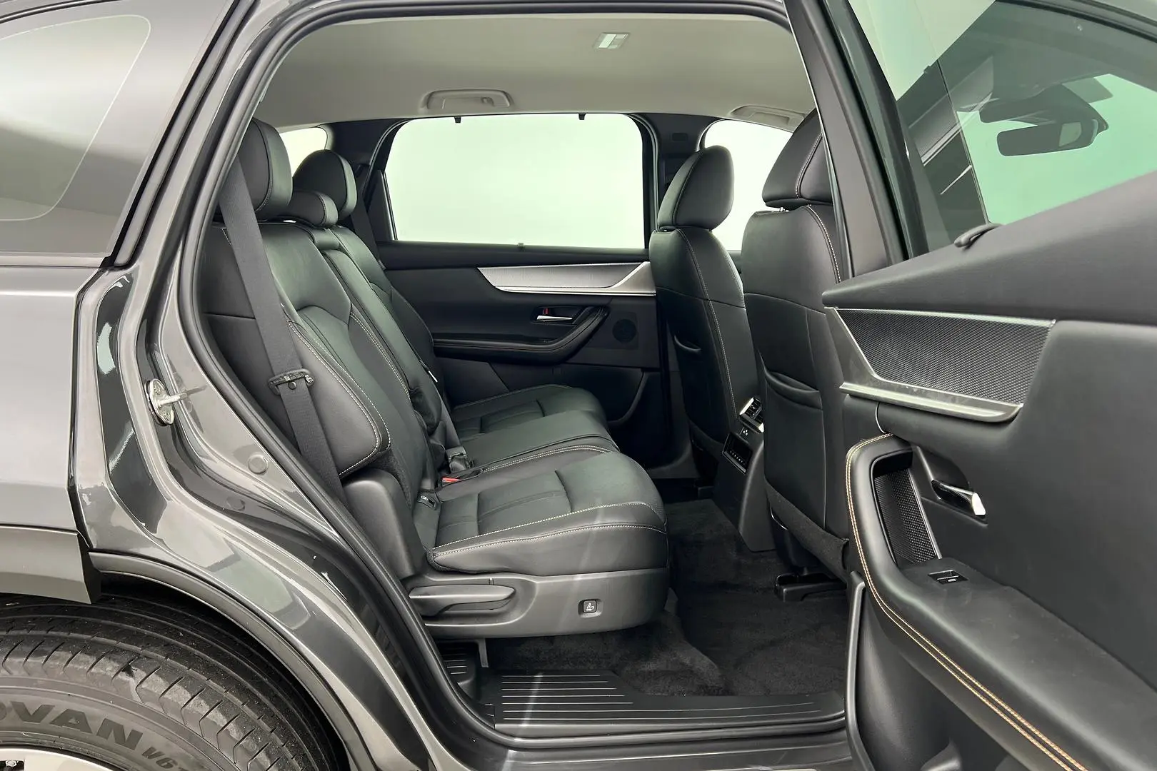 2023 Mazda CX-90 Gallery Image 10