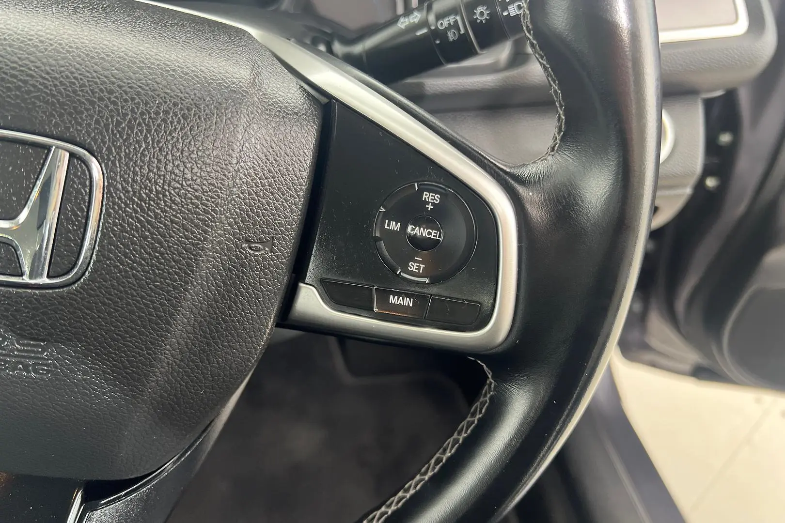 2018 Honda Civic Gallery Image 17