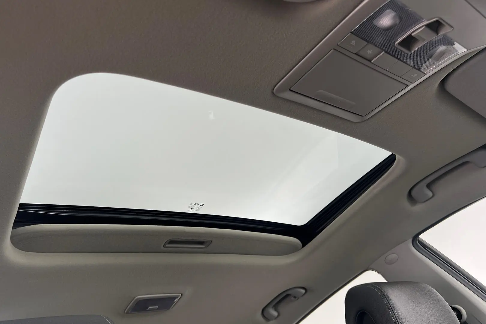 2017 Holden Captiva Gallery Image 3