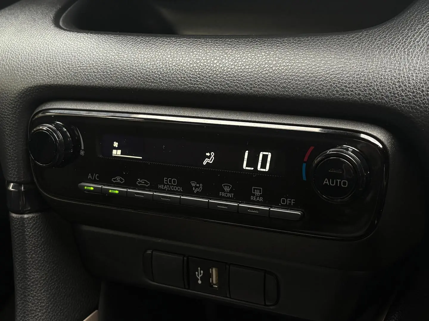 2022 Toyota Yaris Gallery Image 20