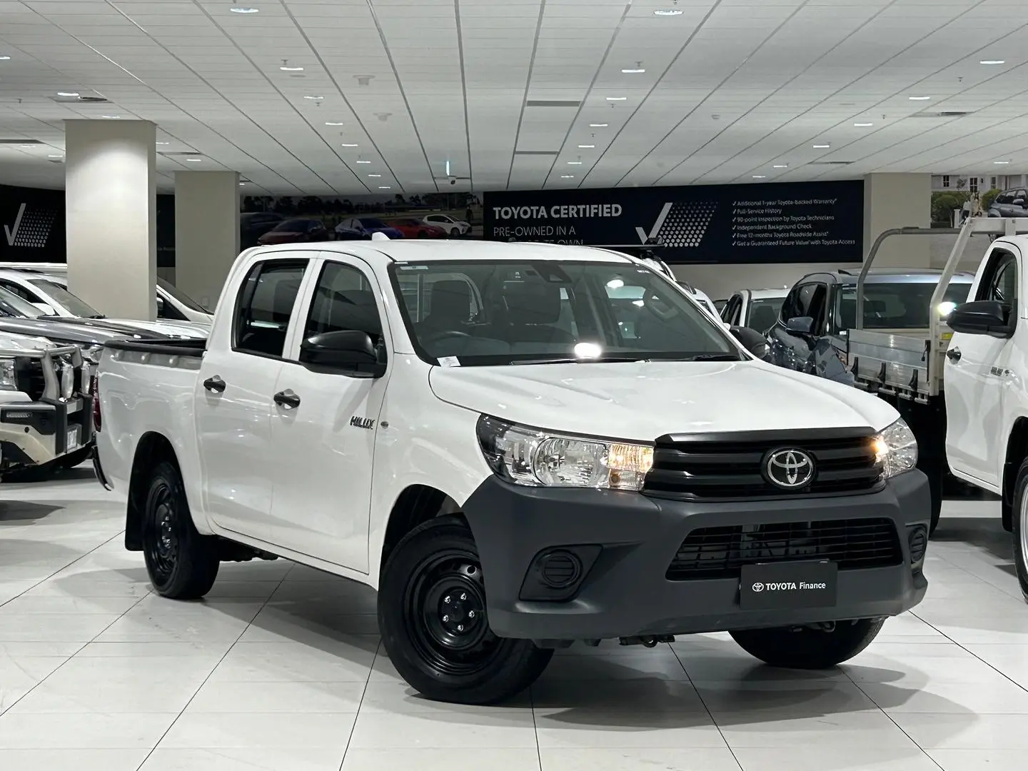 2022 Toyota Hilux Gallery Image 1