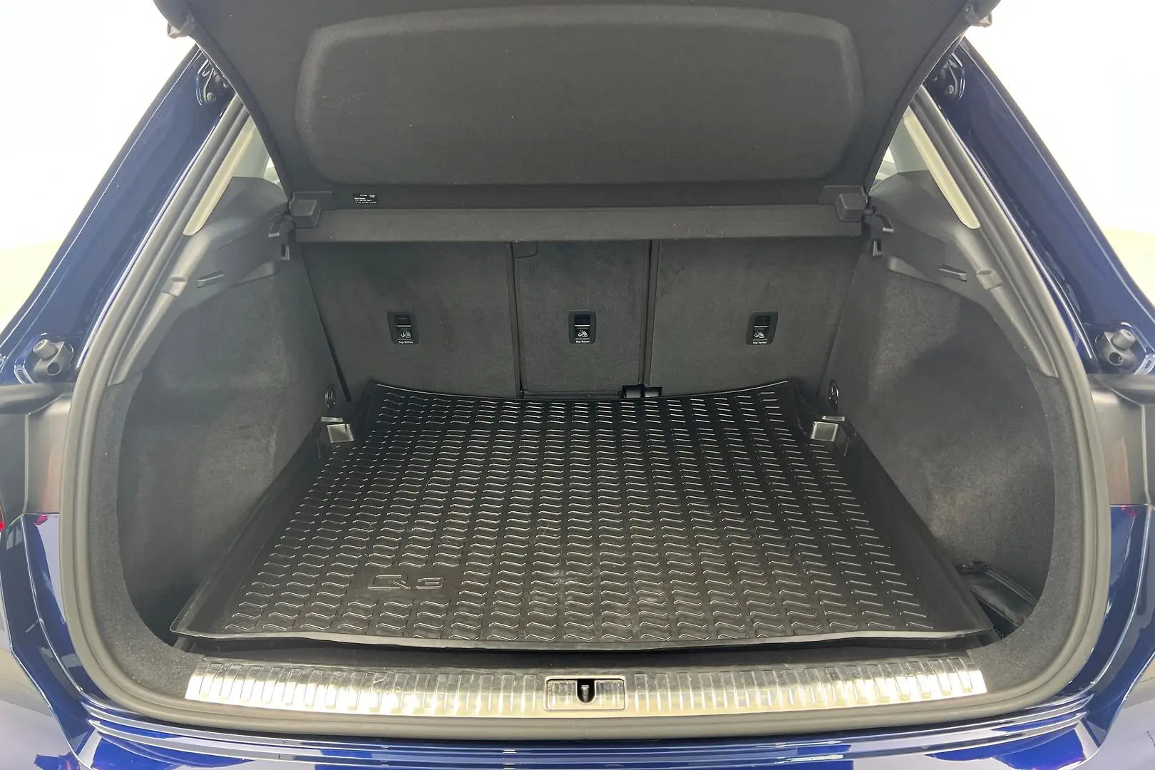 2021 Audi Q3 Gallery Image 20