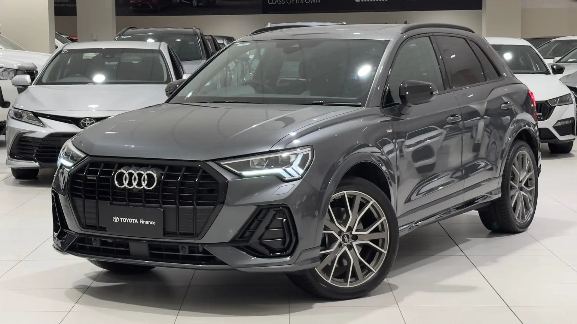 2022 Audi Q3 Gallery Image 5