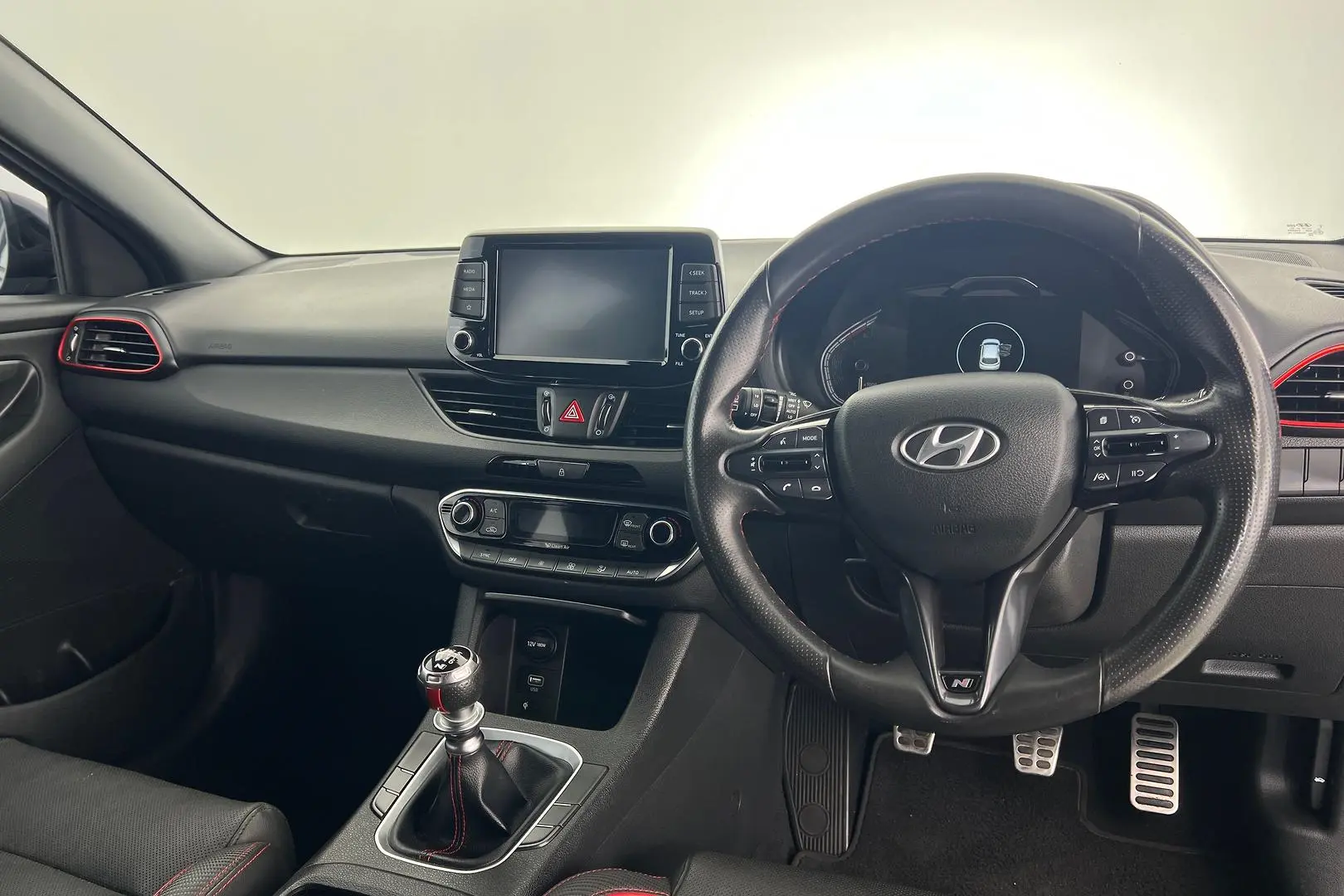 2020 Hyundai i30 Gallery Image 11