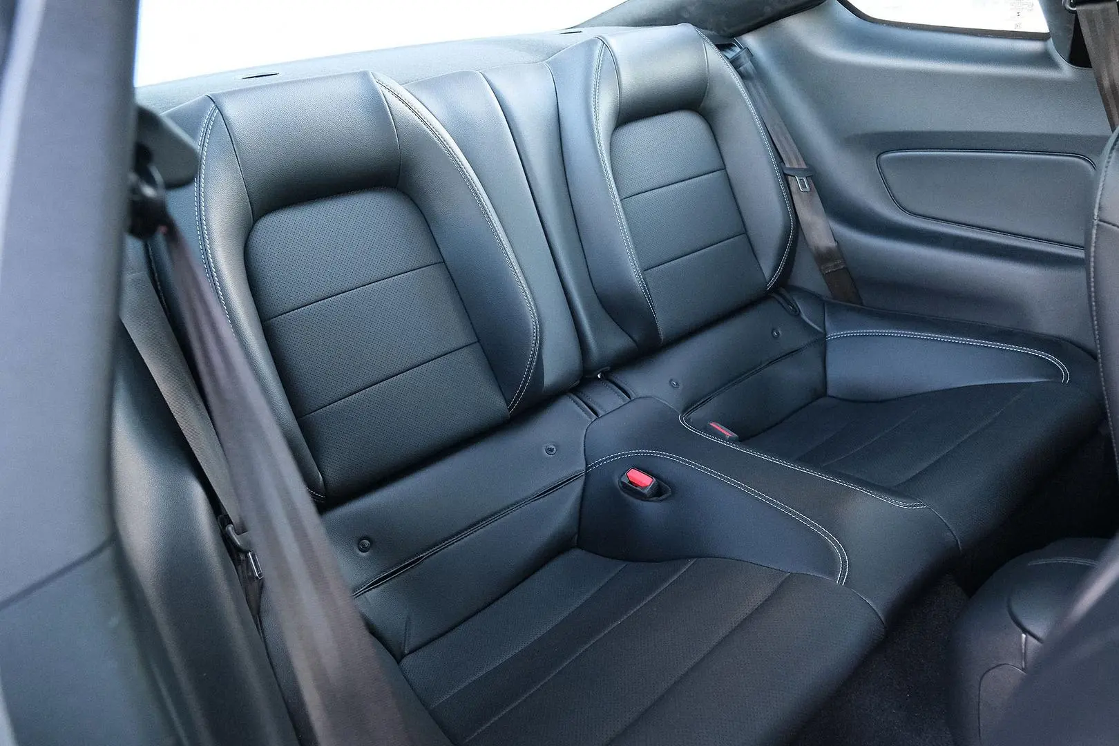 2022 Ford Mustang Gallery Image 13