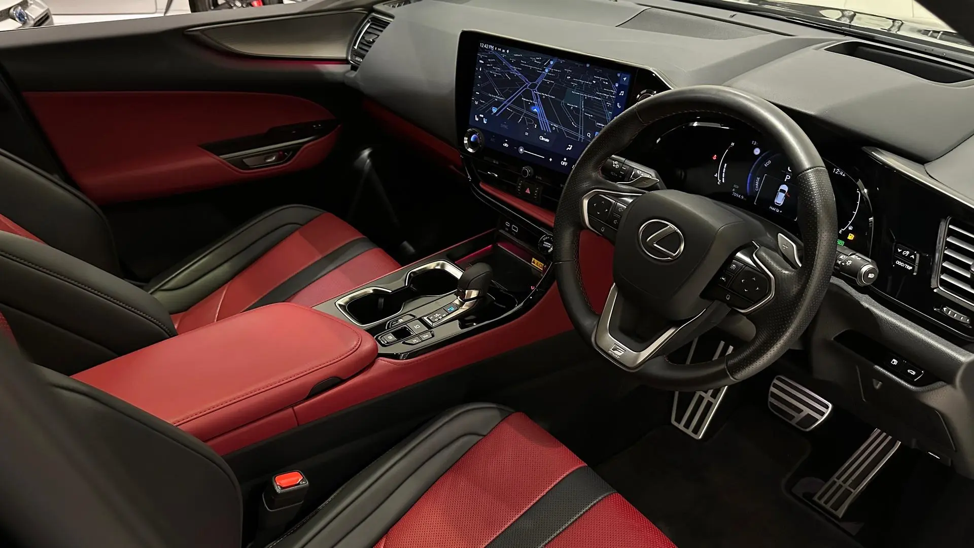 2024 Lexus NX Gallery Image 11