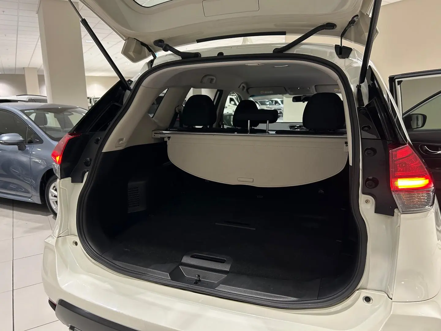 2020 Nissan X-TRAIL Gallery Image 10