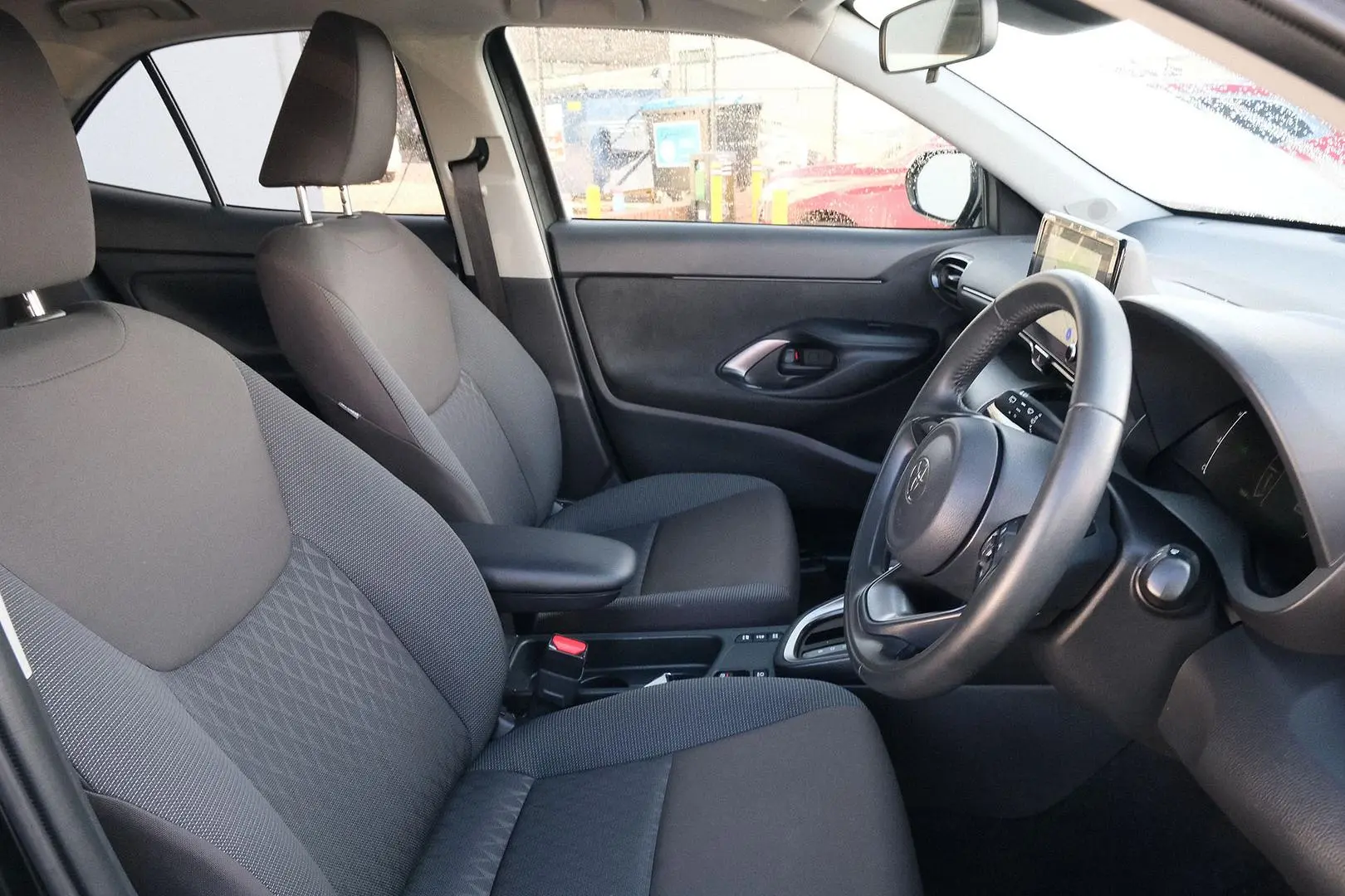 2024 Toyota Yaris Cross Gallery Image 13
