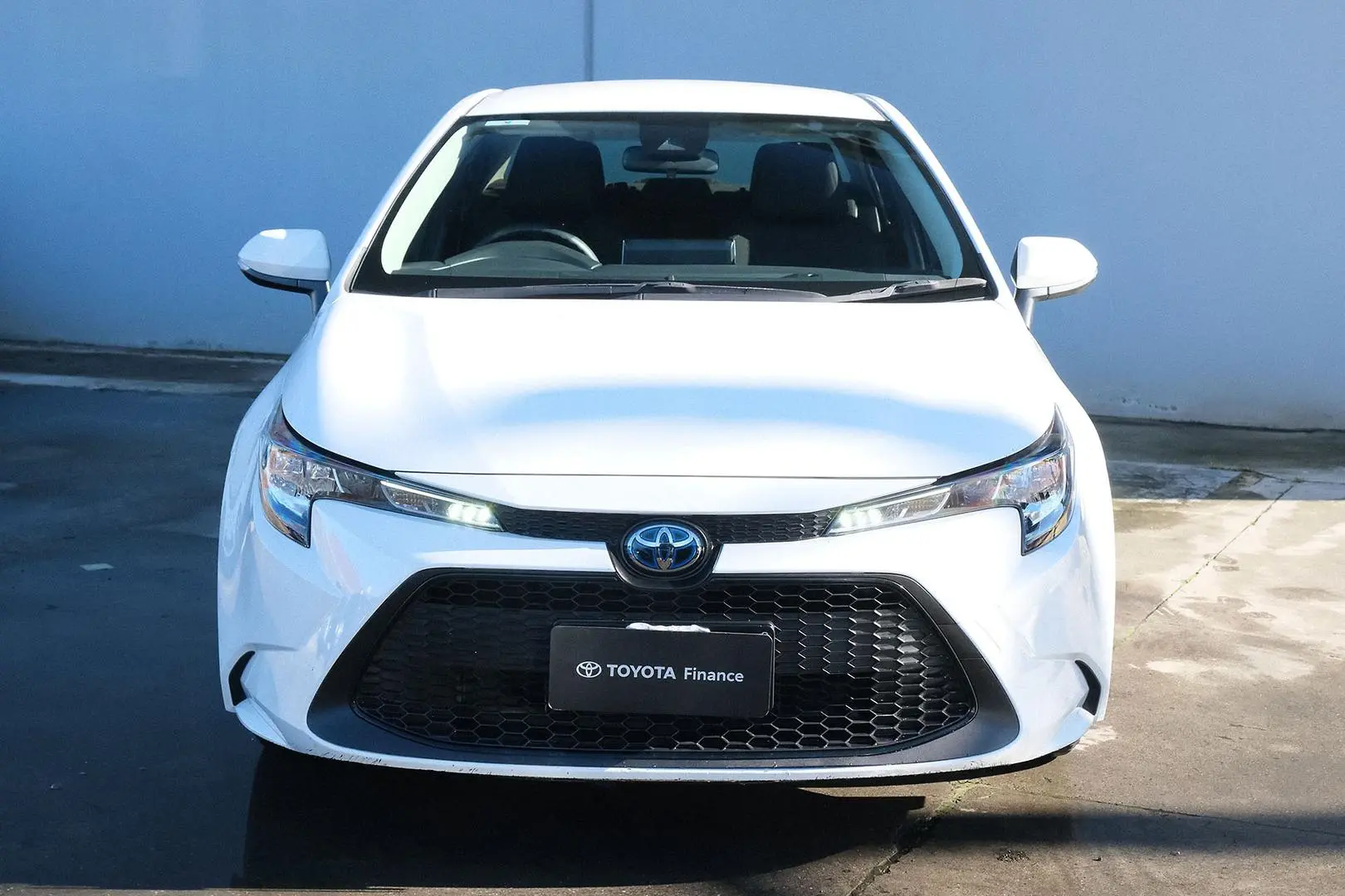 2021 Toyota Corolla Gallery Image 3