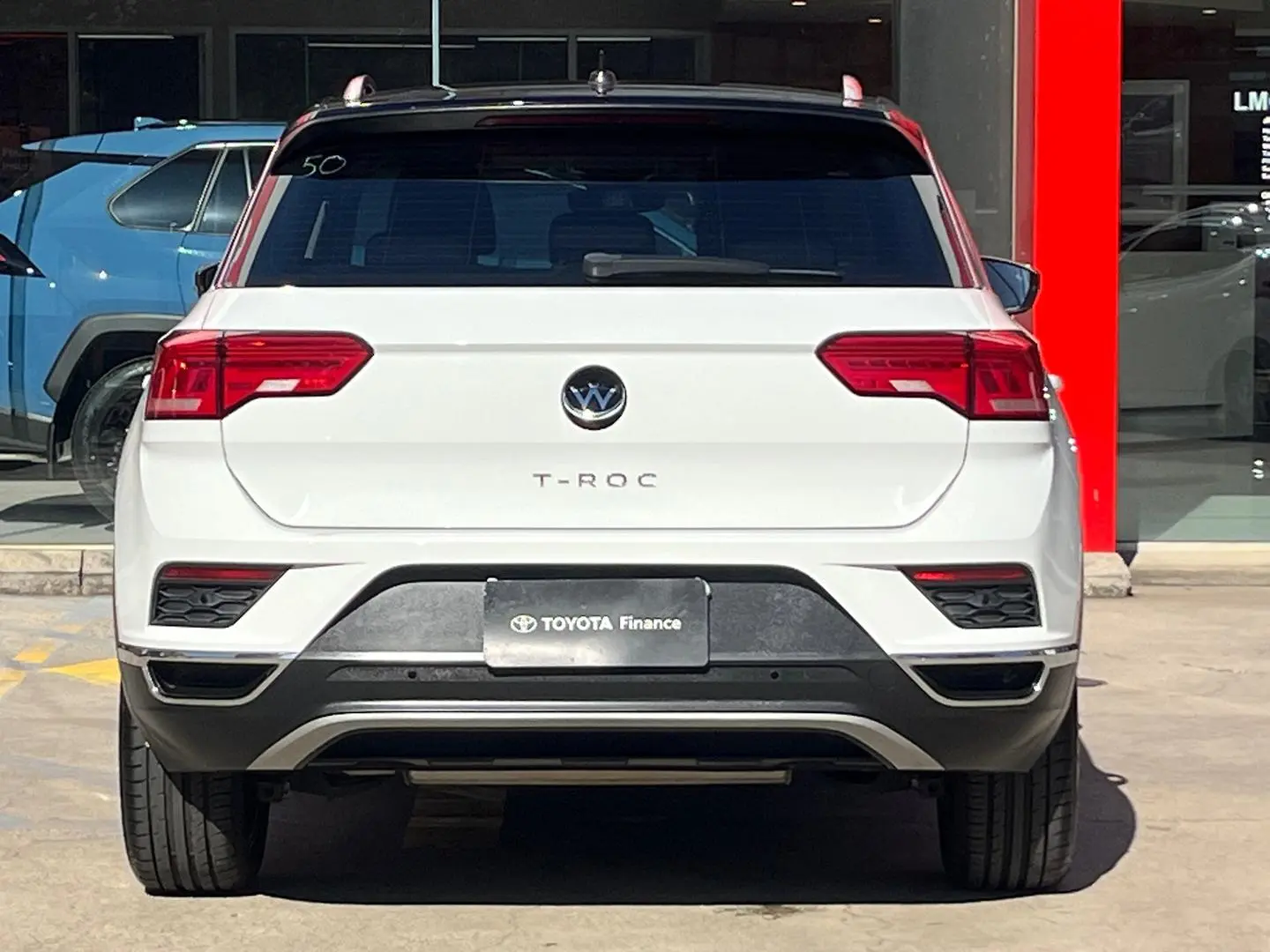 2021 Volkswagen T-Roc Gallery Image 5