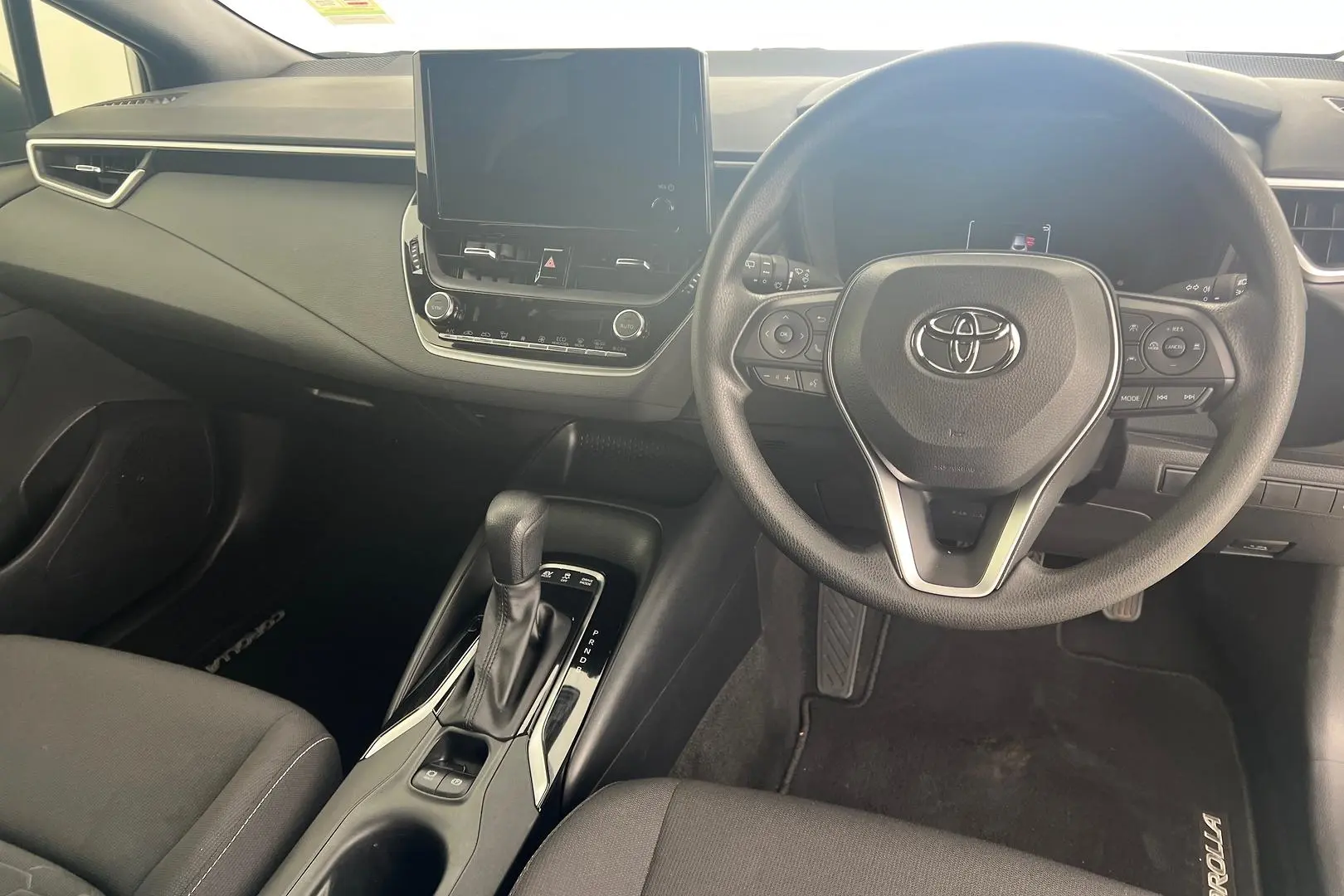 2023 Toyota Corolla Gallery Image 12