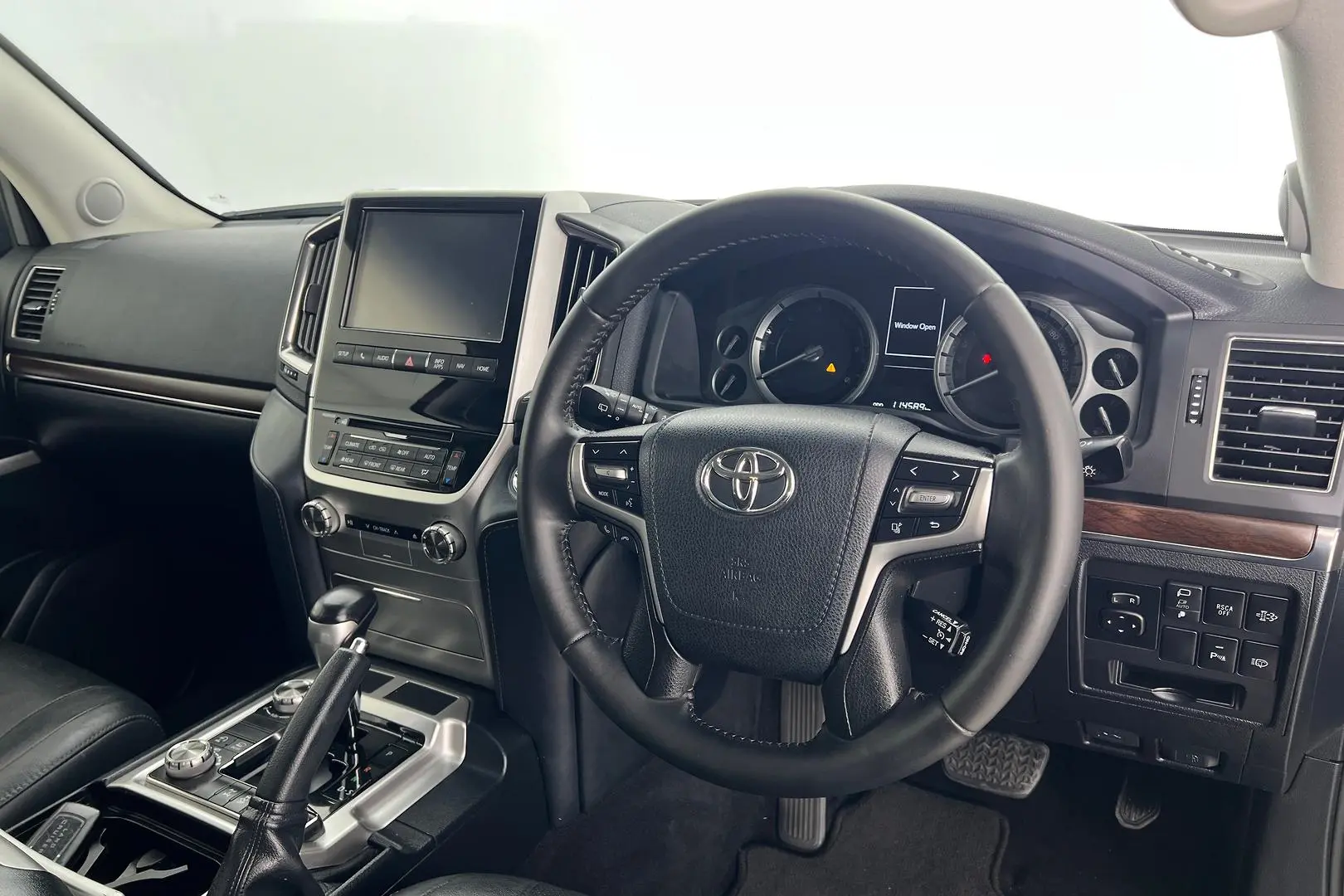 2019 Toyota Landcruiser Gallery Image 12