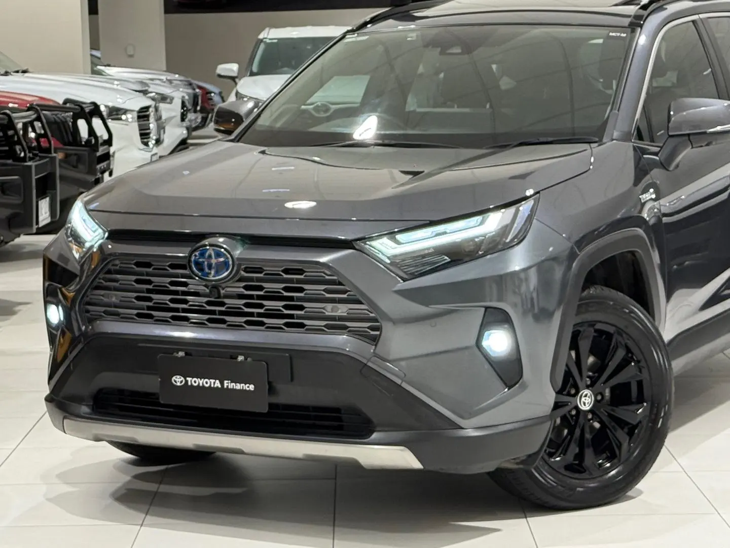2024 Toyota RAV4 Gallery Image 7