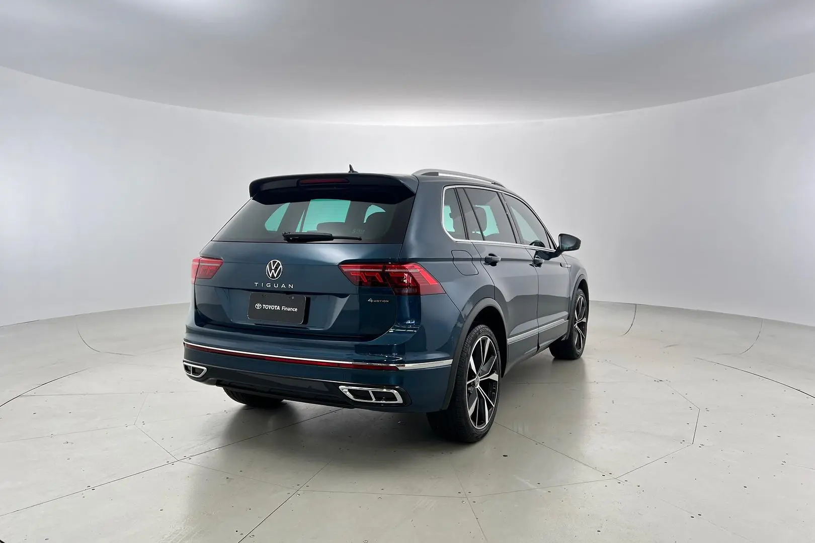 2023 Volkswagen Tiguan Gallery Image 4