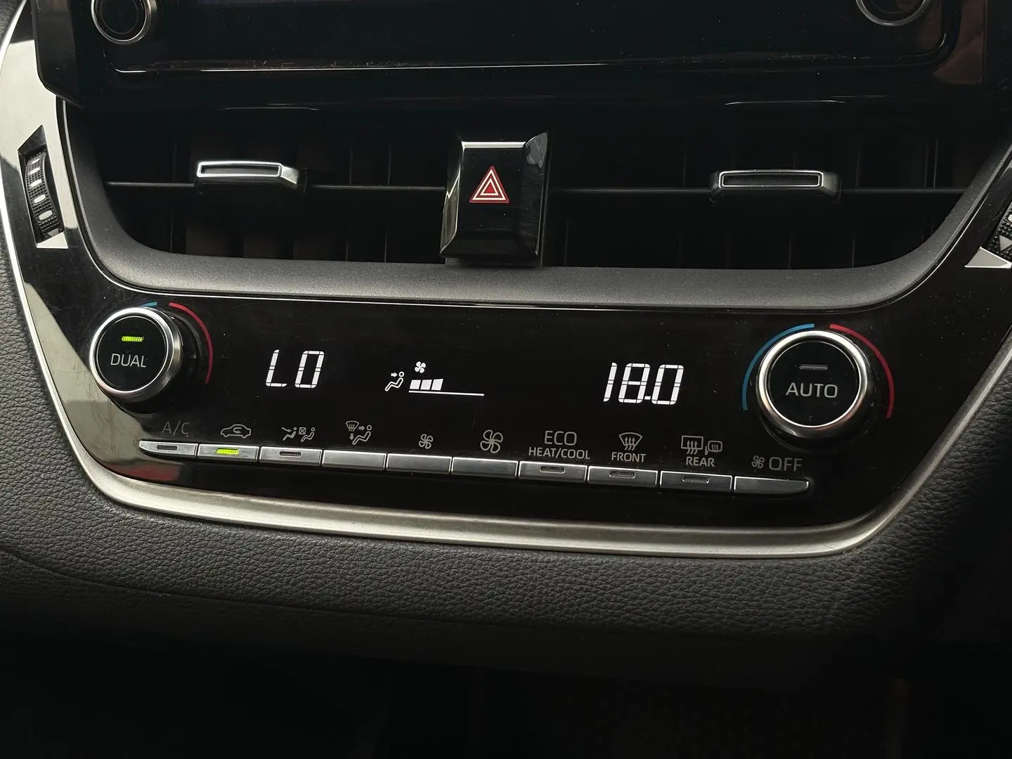 2019 Toyota Corolla Gallery Image 17