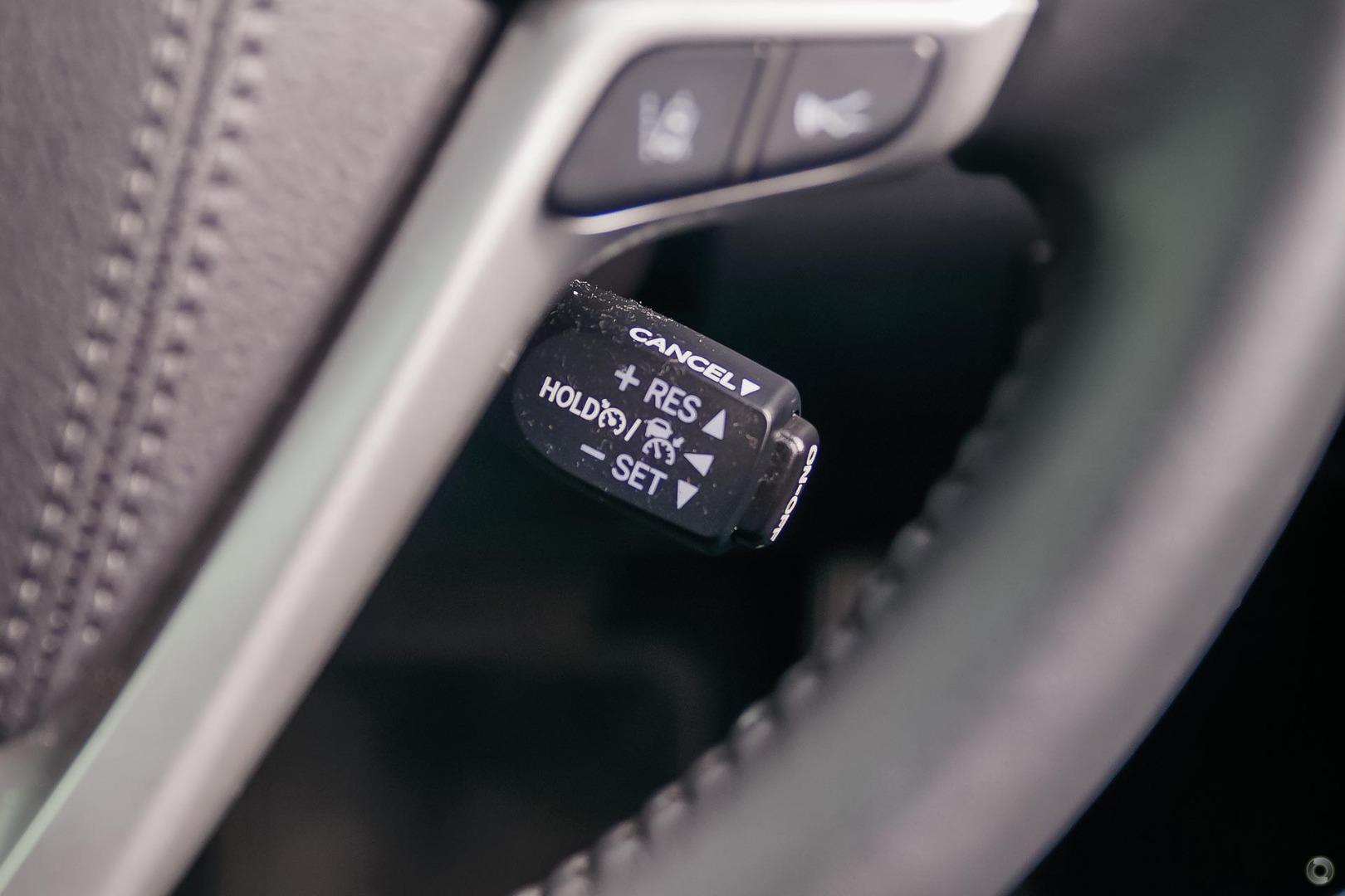 2019 Toyota Kluger Gallery Image 1