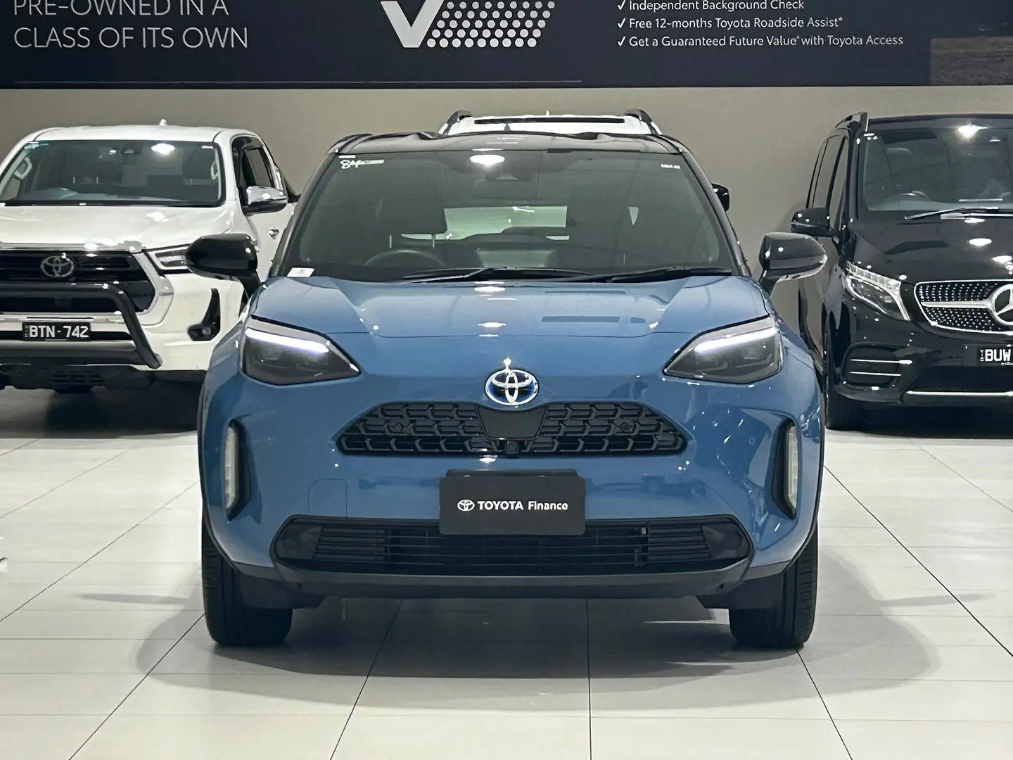 2023 Toyota Yaris Cross Gallery Image 4