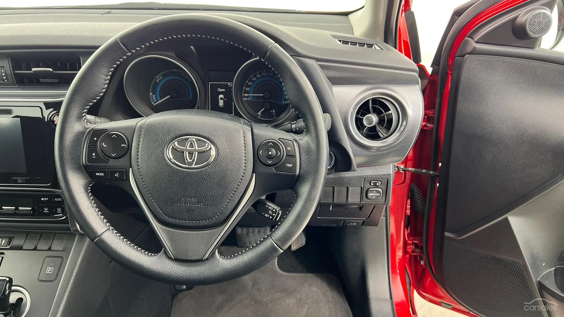 2017 Toyota Corolla Image 16