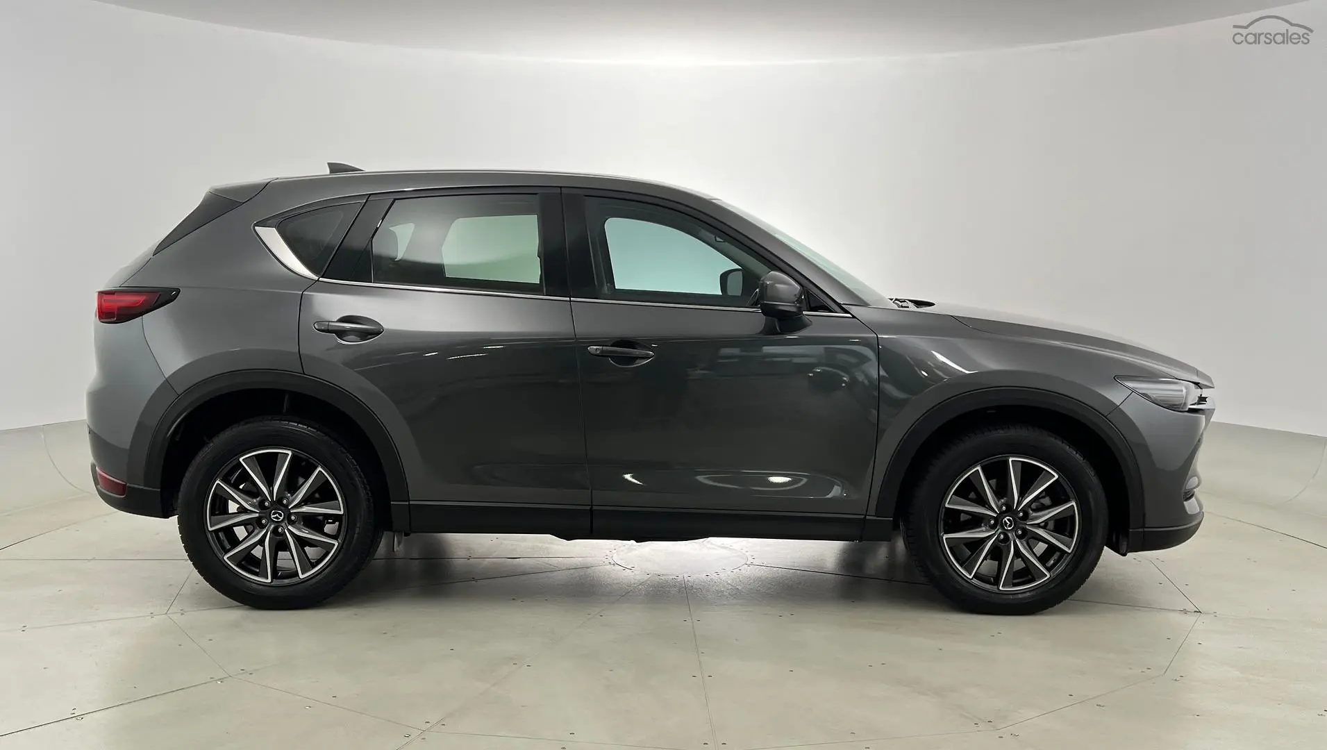 2017 Mazda CX-5 Image 2