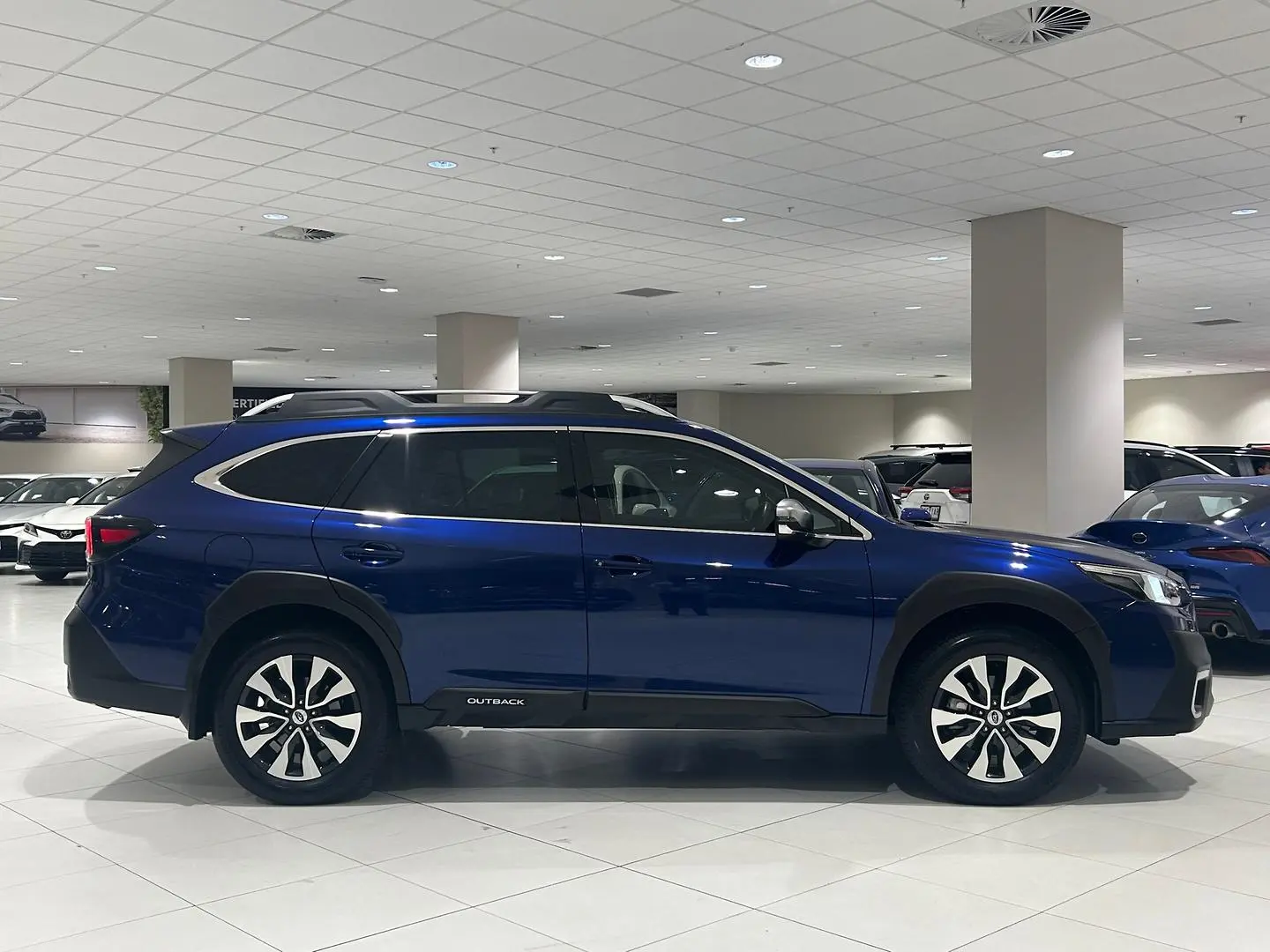 2023 Subaru Outback Gallery Image 2