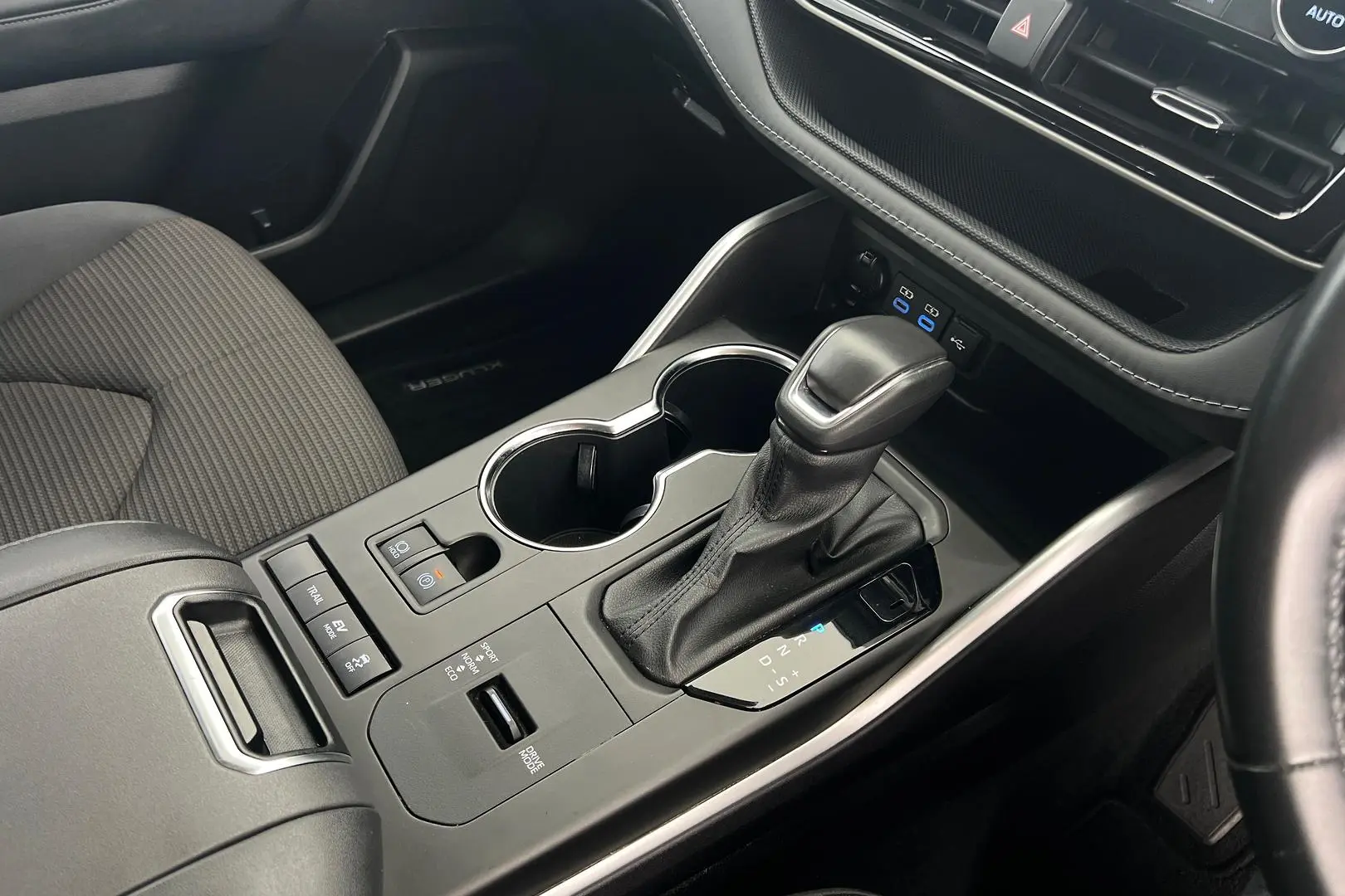 2022 Toyota Kluger Gallery Image 13